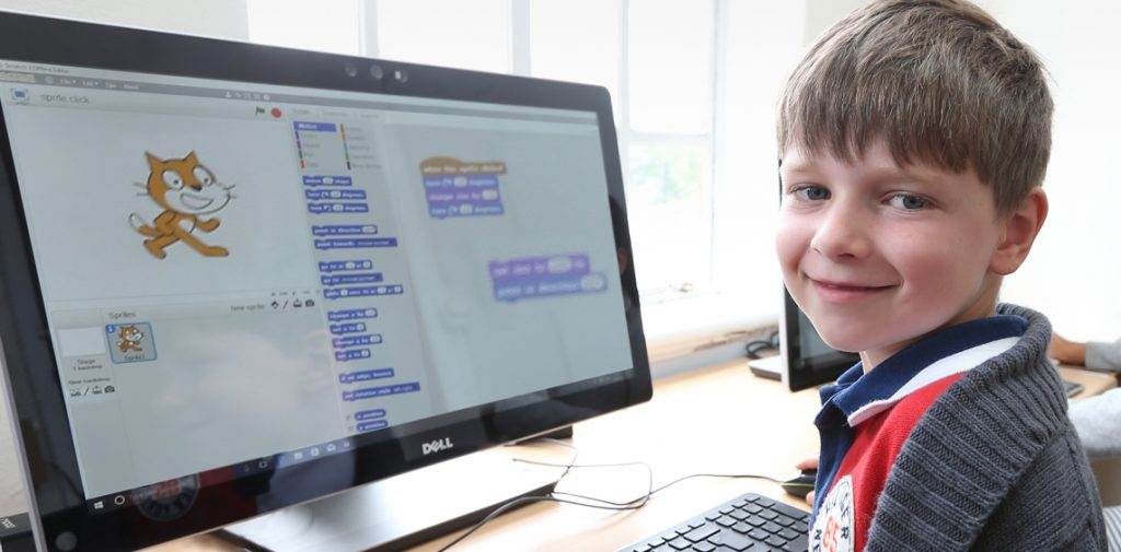 Pse Fëmijët Duhet të Mësojnë Programim që në Moshë të Vogël?